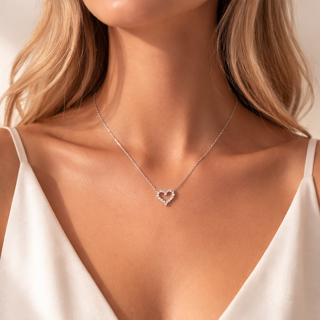 Amora Silver Necklace