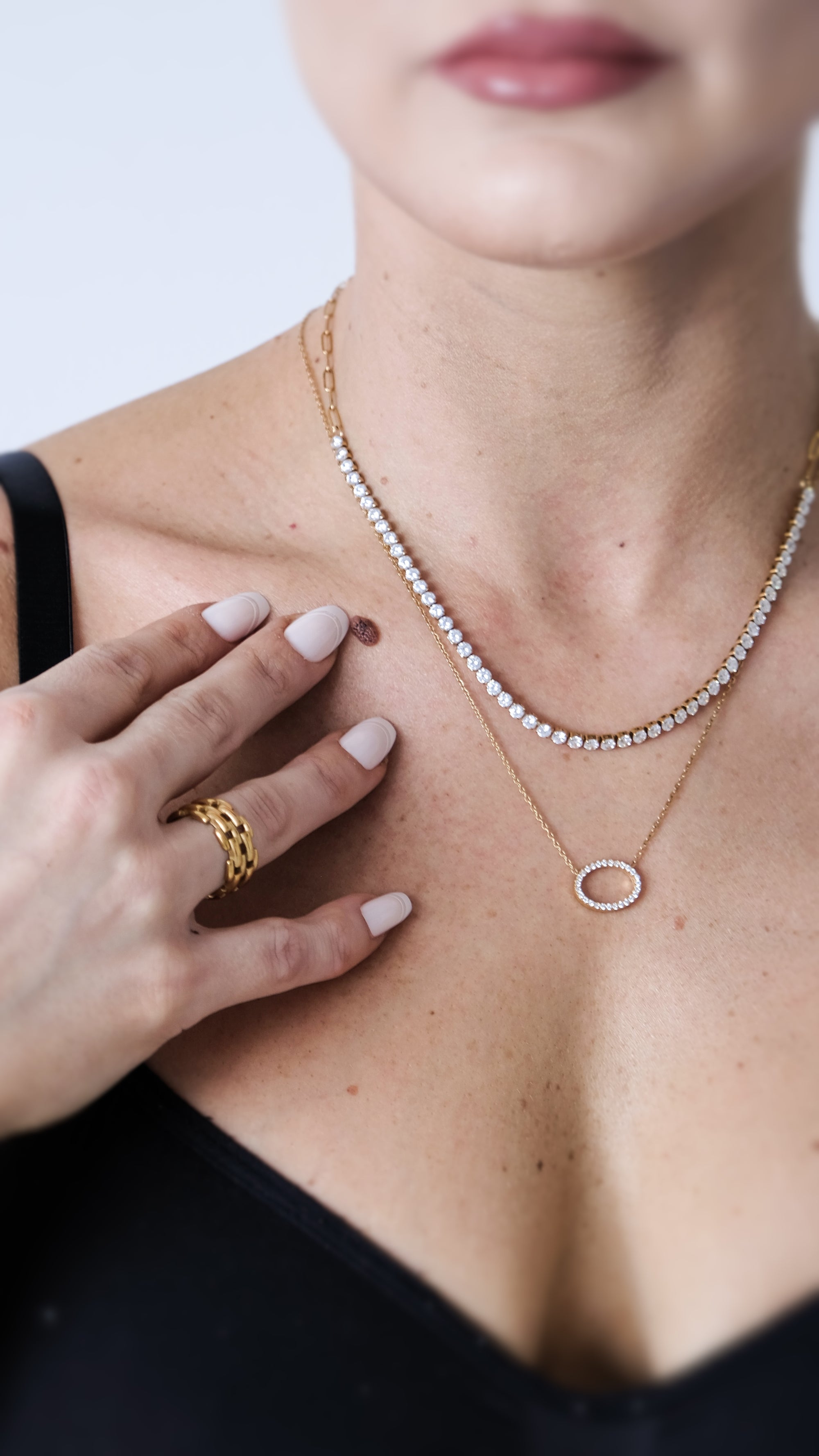 Eterna Necklace